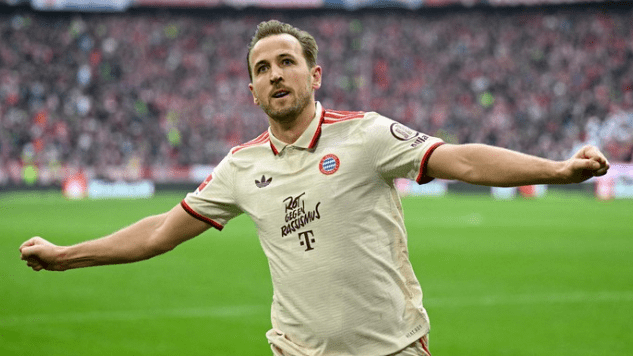 Kata-kata Pertama Harry Kane Setelah Menangi Trofi Pertamanya
